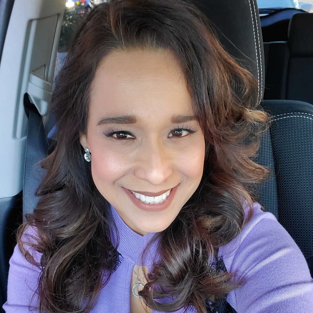 Meet your Posher, Elle